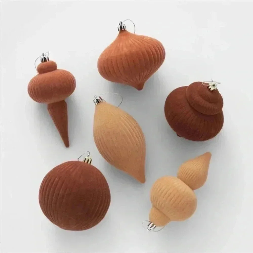 NIB Flocked Finial‎ Christmas Tree Ornament
Set 6pc Brown - Wondershop